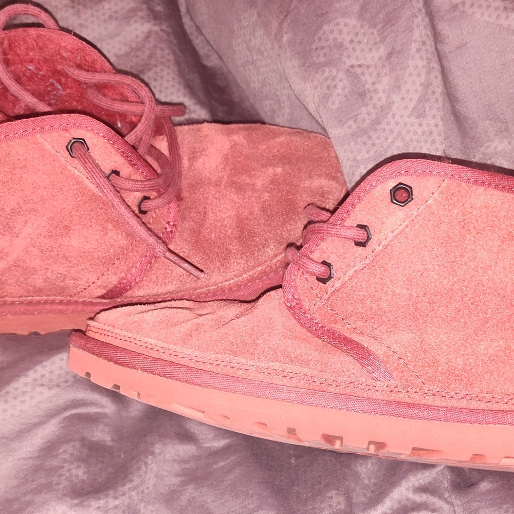 UGG Neumel Women’s Red Suede Boots Size 7